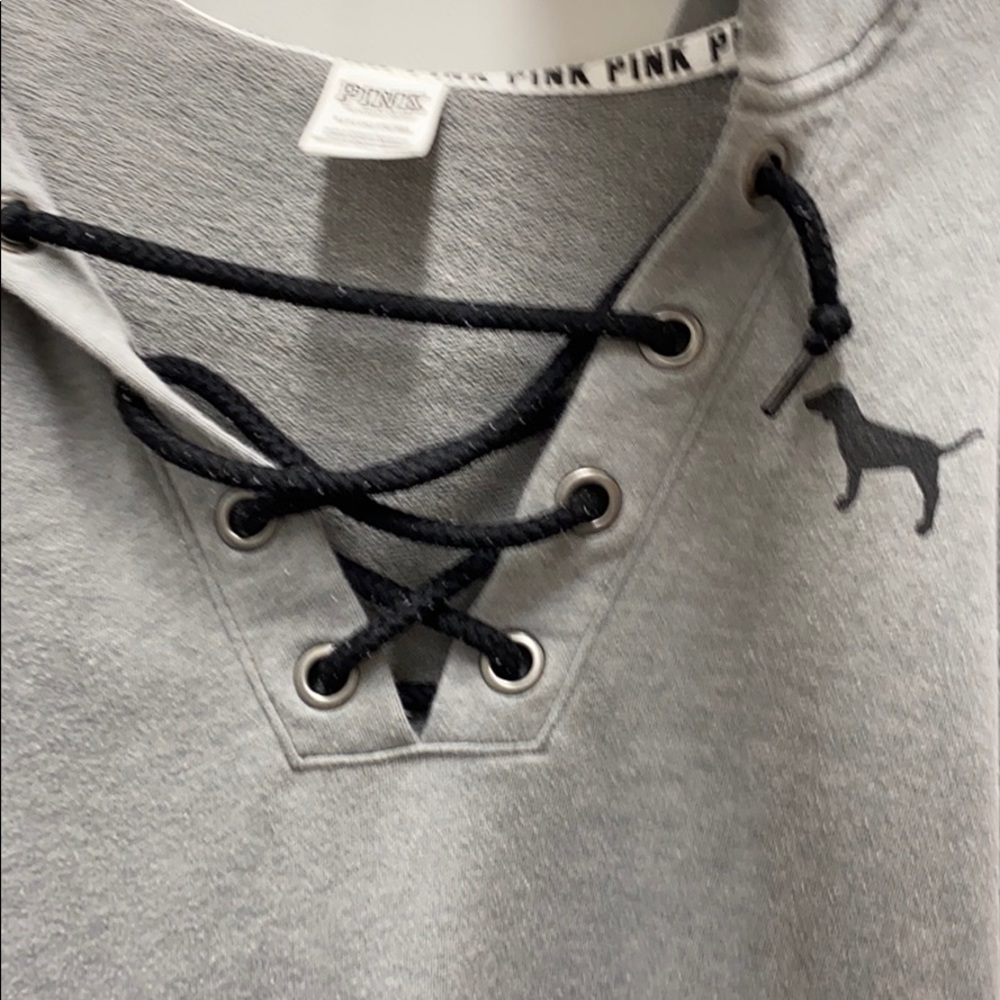 VS pink sweater size small